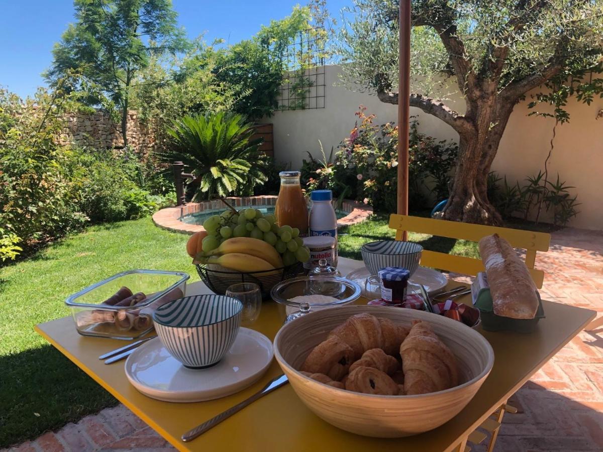 L'épique, le gîte romantique d'exception Fons  Extérieur photo